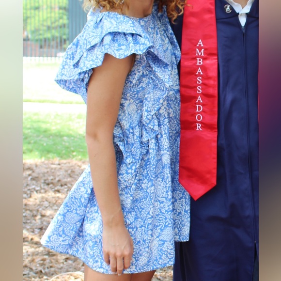 Magic Dress! - Picture 3 of 6